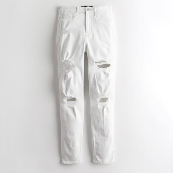 NWT Ultra High-Rise Mom Jeans in White by Hollister 🍂 - Picture 1 of 7